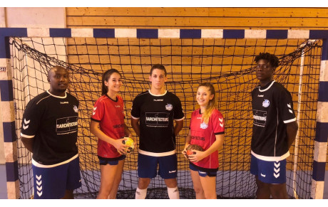 Photo des nouveaux maillots d'échauffements